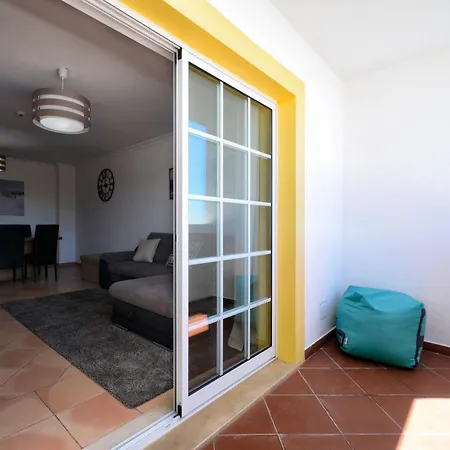 Apartamento By The Sea - Mav